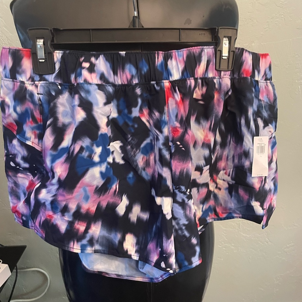 5/15🔥🔥🔥Old Navy Women's Abstract Athletic Shorts - Blue and Pink